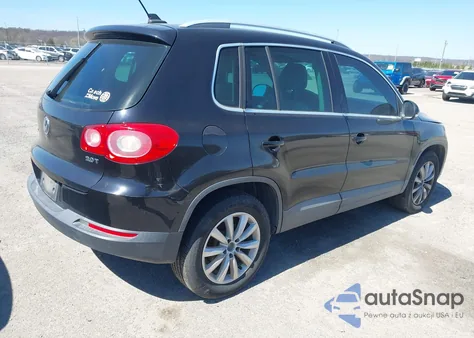 2011 Volkswagen Tiguan Se из США, поврежденный, VIN WVGAV7AX0BW539921